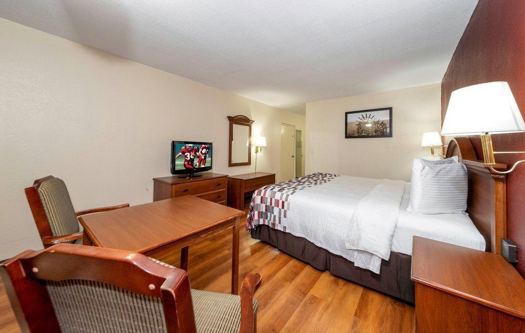 Red Roof Inn Меридиан Экстерьер фото